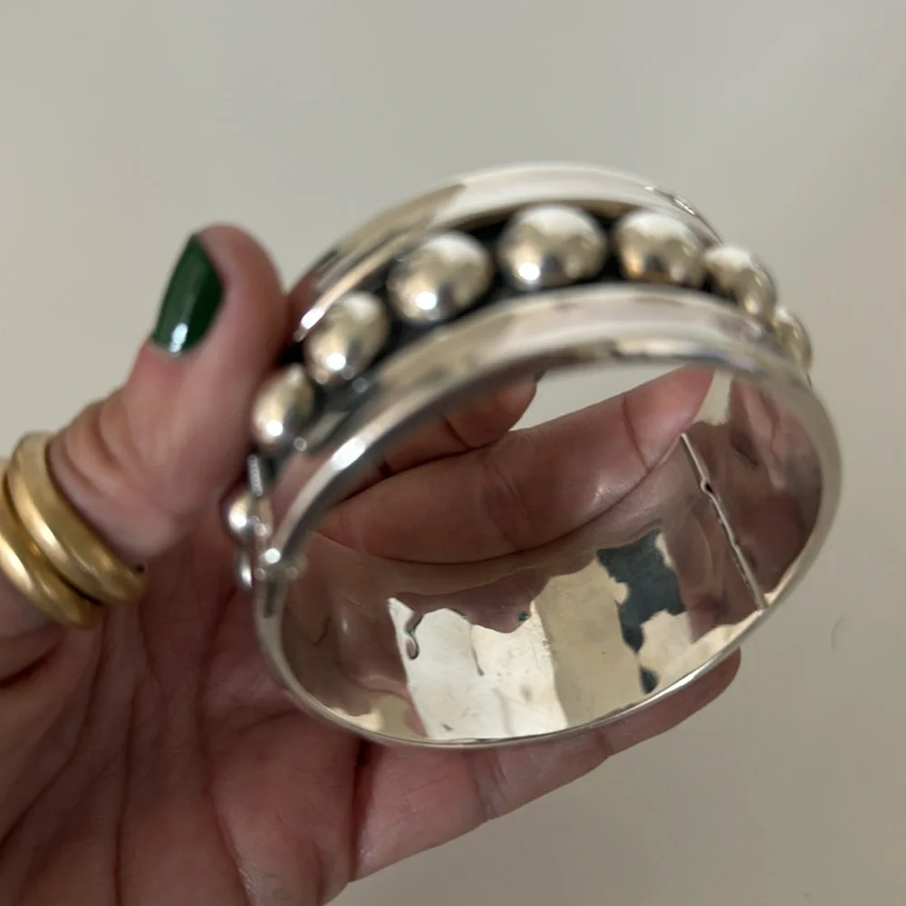 CHUNKY TAXCO SILVER BEADED HINGED
BANGLE authentic sterling silver 925 - Picture 2 of 4